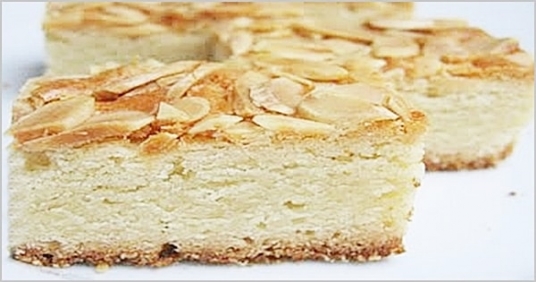 Ricotta & Almonds Cake