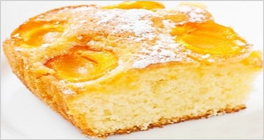 Ricotta & Apricot Cake