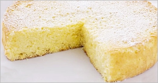 Ricotta & Limoncello Cake